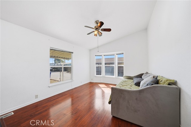 Detail Gallery Image 21 of 29 For 17225 Valley 69w,  Fontana,  CA 92335 - 3 Beds | 2 Baths