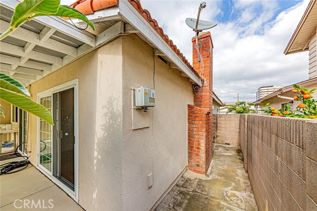 Detail Gallery Image 35 of 44 For 559 Traverse, Costa Mesa,  CA 92626 - 3 Beds | 2 Baths