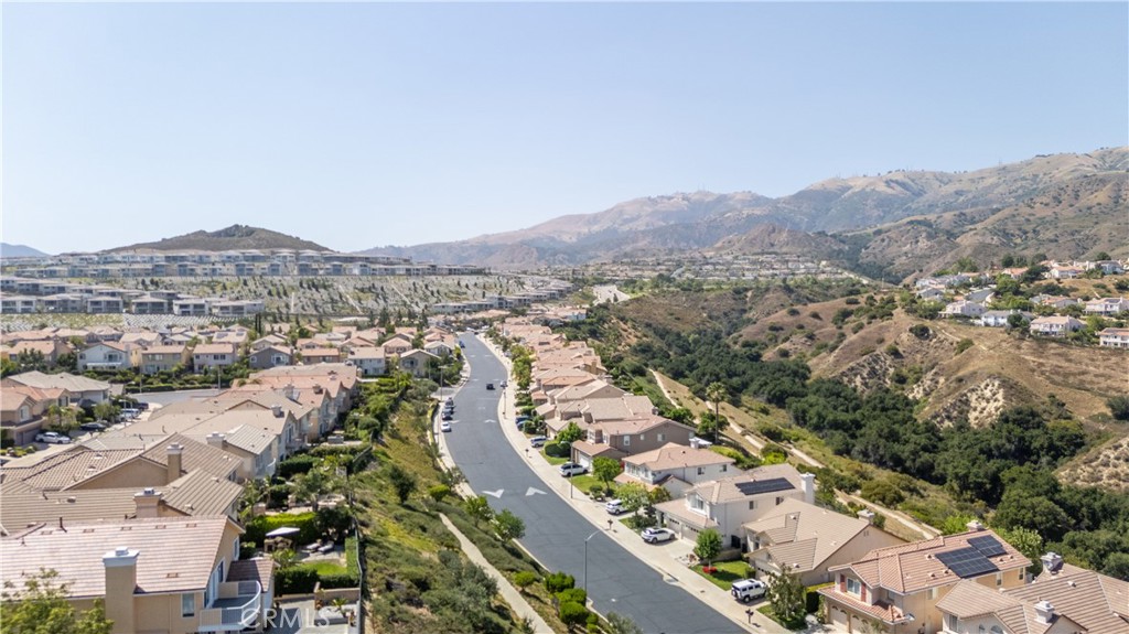 https://media.crmls.org/medias/97cf492a-fd77-4743-b314-4c2a68391ed7.jpg?preset=X-Large