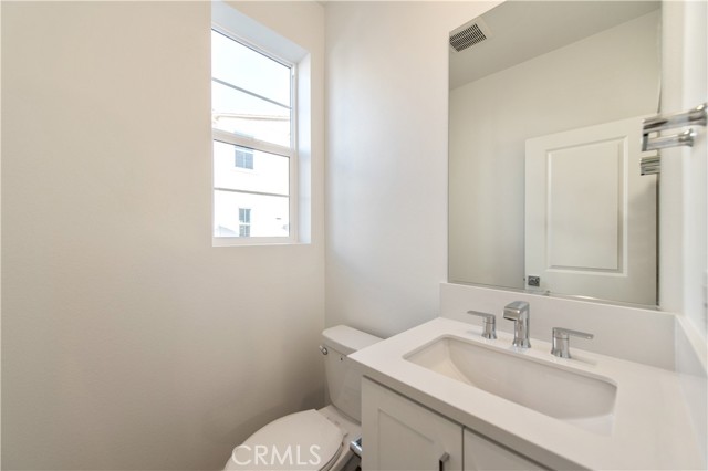 Detail Gallery Image 27 of 28 For 231 Heartland Way, Rancho Mission Viejo,  CA 92694 - 3 Beds | 2/1 Baths