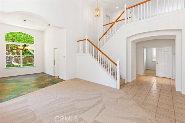 2311 Gillingham Circle, Thousand Oaks CA: https://media.crmls.org/medias/97d0349c-cbda-44e3-8207-f081dba81f3b.jpg