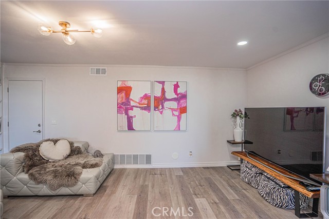 Detail Gallery Image 25 of 74 For 6117 E Garnet Cir, Anaheim Hills,  CA 92807 - 3 Beds | 3 Baths