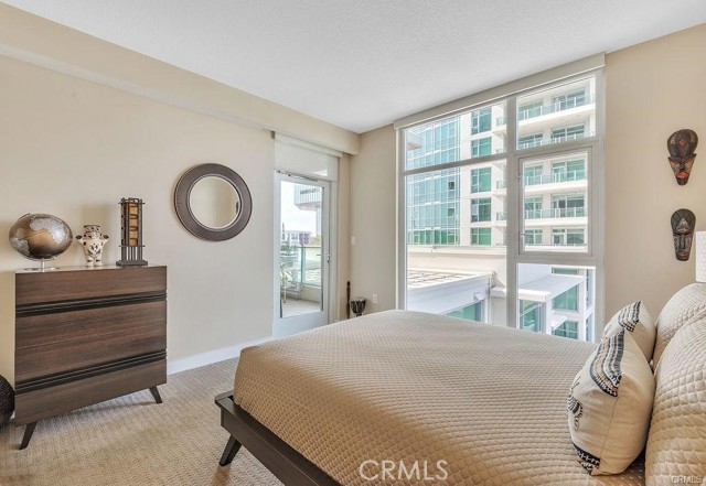 3141 Michelson, Irvine CA: https://media.crmls.org/medias/97d16a23-67eb-4725-a029-4d92eba6f43e.jpg