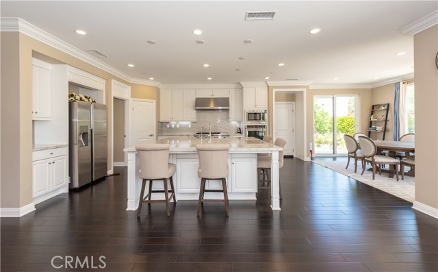 Detail Gallery Image 16 of 47 For 102 Diamondback, Irvine,  CA 92618 - 4 Beds | 4 Baths