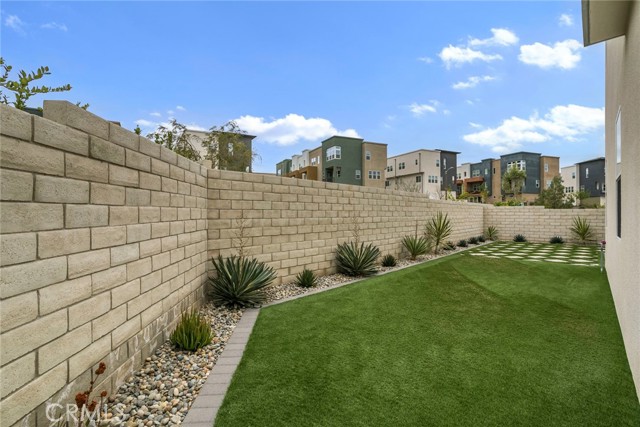 Detail Gallery Image 57 of 74 For 27018 California Ct, Valencia,  CA 91381 - 4 Beds | 4/1 Baths