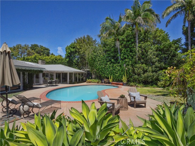 27424 Rainbow Ridge, Palos Verdes Peninsula, California 90274, 5 Bedrooms Bedrooms, 0 ,5 BathroomsBathrooms,Residential,For Sale,Rainbow Ridge,0,PV26185202