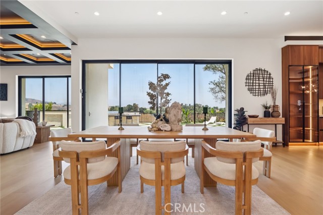 18200 Sheffield Lane, Porter Ranch CA: https://media.crmls.org/medias/97d465a0-5845-4cde-872a-e70cedb29f69.jpg