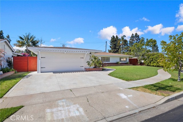 Detail Gallery Image 2 of 47 For 1696 Palau Pl, Costa Mesa,  CA 92626 - 3 Beds | 2 Baths