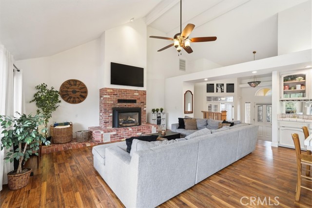 Detail Gallery Image 7 of 52 For 40484 Goldside Dr, Oakhurst,  CA 93644 - 4 Beds | 3 Baths