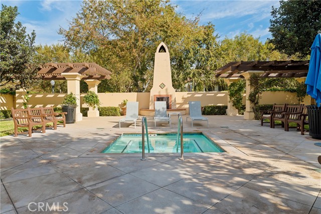 38 Stepping Stone, Irvine CA: https://media.crmls.org/medias/97d5d211-c226-4c97-8a51-3cdff9c024a4.jpg