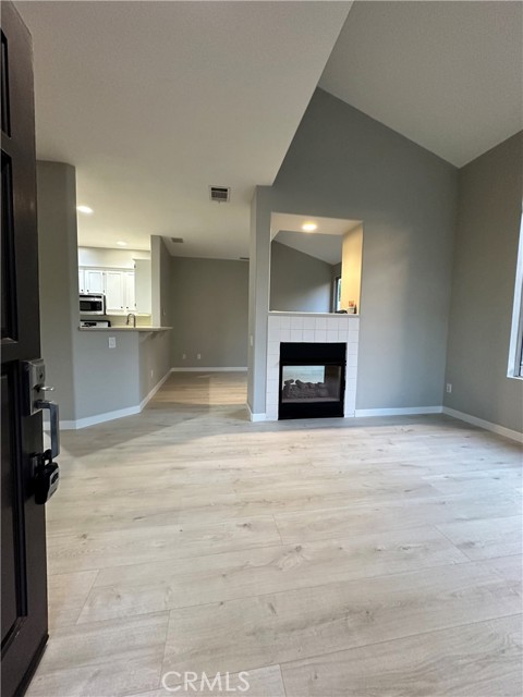 27109 Teton trail, Valencia CA: https://media.crmls.org/medias/97d61fa7-cd57-44fb-8965-05ab969dfc9a.jpg