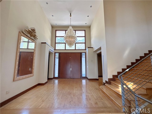 5077 Schumacher Road, Calabasas CA: https://media.crmls.org/medias/97d7173d-0586-4bdb-8e5e-15a189926ae1.jpg