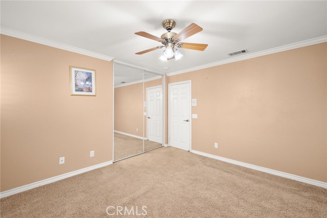 14037 Hollywood Avenue, Eastvale CA: https://media.crmls.org/medias/97d71e09-eff8-4496-81e9-1384a368cb15.jpg