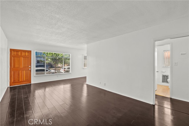 Detail Gallery Image 17 of 40 For 4015 Palmwood Dr, Los Angeles,  CA 90008 - – Beds | – Baths