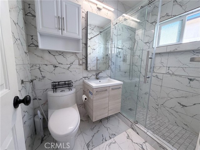 Detail Gallery Image 9 of 16 For 12140 Lowemont, Norwalk,  CA 90650 - 2 Beds | 1 Baths