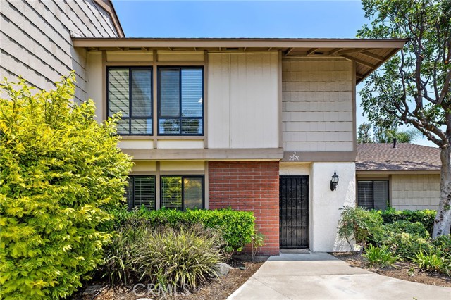 Detail Gallery Image 3 of 28 For 2870 N Cottonwood St, Unit 2, Orange,  CA 92865 - 3 Beds | 1/1 Baths
