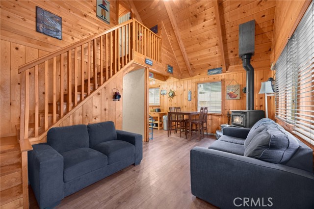 Detail Gallery Image 1 of 27 For 747 Holmes Ln, Sugarloaf,  CA 92386 - 2 Beds | 1 Baths