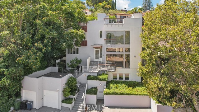 Detail Gallery Image 61 of 75 For 13424 Contour Dr, Sherman Oaks,  CA 91423 - 3 Beds | 4 Baths