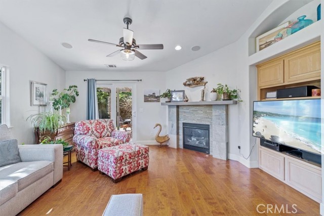 1180 Marbella, Grover Beach CA: https://media.crmls.org/medias/97d9afa4-672c-4f8a-a7d2-f94e236837da.jpg