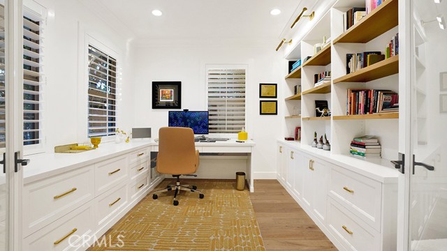 33 Via Armilla, San Clemente CA: https://media.crmls.org/medias/97d9fe04-136d-4434-85c0-96c49ffae020.jpg