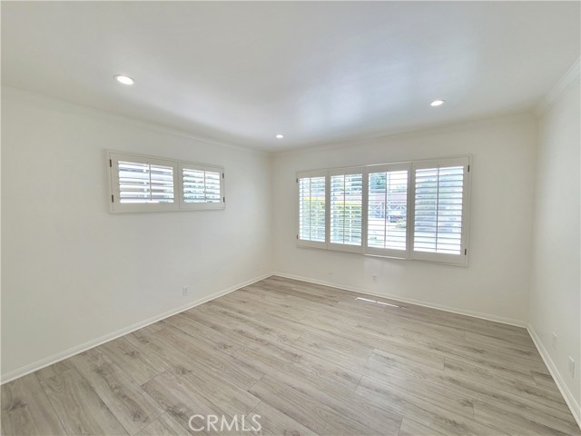18001 Osborne Street, Sherwood Forest CA: https://media.crmls.org/medias/97da1c9d-1027-4e10-bcd7-7f18a23862ac.jpg