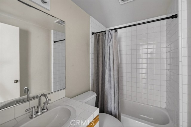 Detail Gallery Image 53 of 59 For 237 Avenida Montalvo #B,  San Clemente,  CA 92672 - 3 Beds | 3 Baths