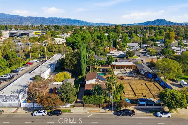 Detail Gallery Image 4 of 75 For 5526 Fulton, Sherman Oaks,  CA 91401 - 3 Beds | 3 Baths