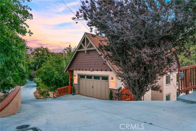 781 Brentwood Drive, Lake Arrowhead CA: https://media.crmls.org/medias/97dab627-18de-4a69-a1b4-c2eca8cac0a6.jpg