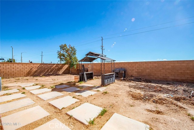 Detail Gallery Image 25 of 28 For 2158 Cypress, Lancaster,  CA 93535 - 4 Beds | 3 Baths