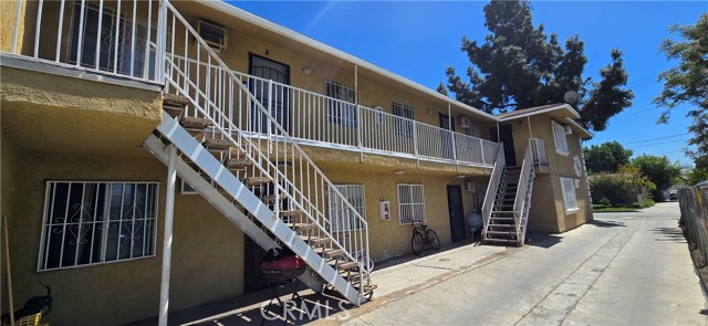 Image 1 of 2 For 239 E Johnson Street