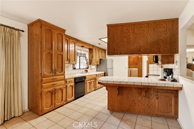 Detail Gallery Image 12 of 52 For 2480 Palora, Atwater,  CA 95301 - 4 Beds | 2 Baths