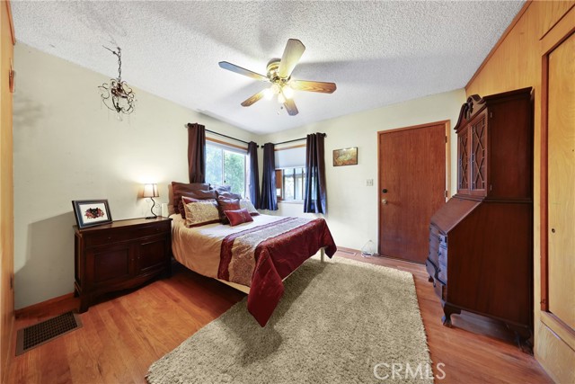 120 Franklin Avenue, Redlands CA: https://media.crmls.org/medias/97db5378-5c3b-44fd-88e1-b663483c183e.jpg
