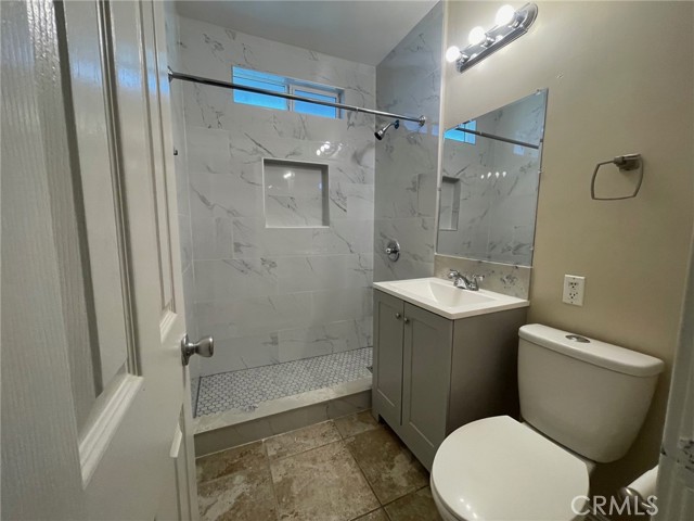 Detail Gallery Image 7 of 10 For 5156 Canoga St, Montclair,  CA 91763 - 2 Beds | 1 Baths