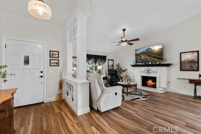 Detail Gallery Image 5 of 32 For 1330 Del Rio Way, Ontario,  CA 91764 - 3 Beds | 2 Baths