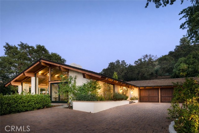 Front Image Thumbnail for CRSR26064442