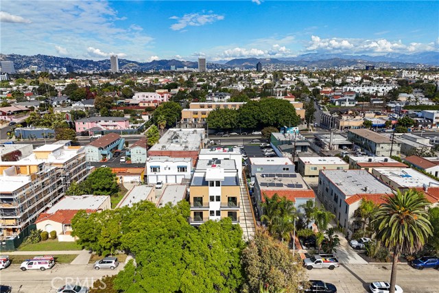 Detail Gallery Image 55 of 75 For 5209 W 20th, Los Angeles,  CA 90016 - – Beds | – Baths