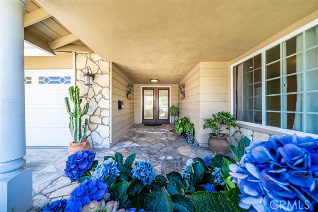 Detail Gallery Image 10 of 55 For 7152 Sunlight Dr, Huntington Beach,  CA 92647 - 5 Beds | 4 Baths