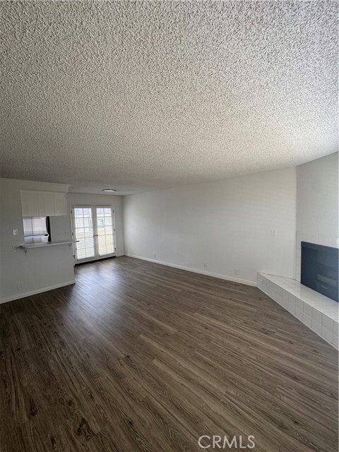 Detail Gallery Image 5 of 16 For 216 Sheldon St #1,  El Segundo,  CA 90245 - 2 Beds | 2 Baths