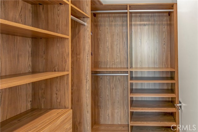 Detail Gallery Image 16 of 58 For 6566 W 85th Pl, Westchester,  CA 90045 - 3 Beds | 3 Baths