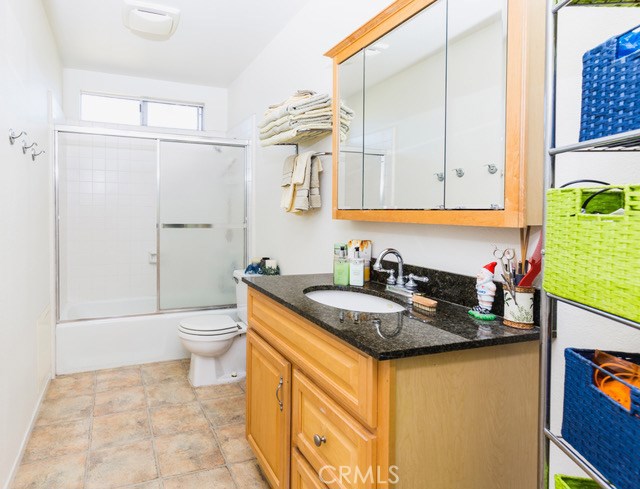 121 Broadway, Redondo Beach, California 90277, 3 Bedrooms Bedrooms, ,2 BathroomsBathrooms,Residential,Sold,Broadway,PV17038019