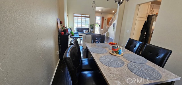 Detail Gallery Image 9 of 39 For 1650 Ravenswood Rd, Beaumont,  CA 92223 - 3 Beds | 2/1 Baths