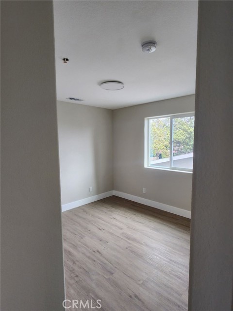 Detail Gallery Image 2 of 3 For 1509 W Civic Center Dr #2,  Santa Ana,  CA 92703 - 1 Beds | 1 Baths