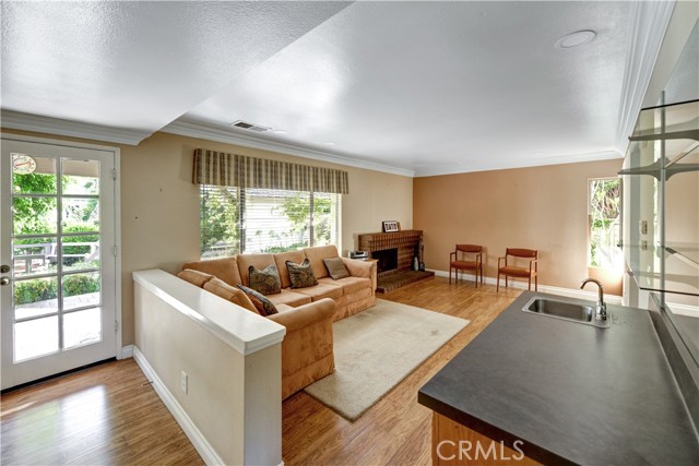 Detail Gallery Image 11 of 28 For 28 E Yale, Irvine,  CA 92604 - 4 Beds | 2/1 Baths