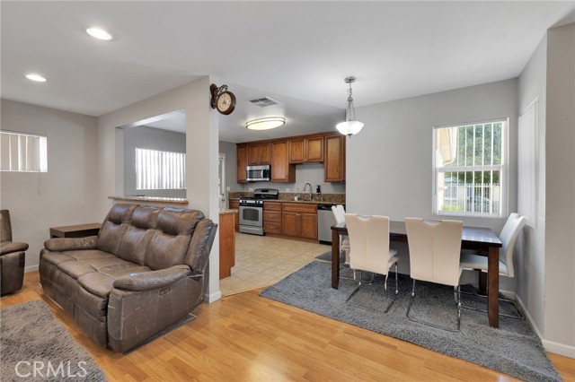 11311 BLYTHE Street photo 5