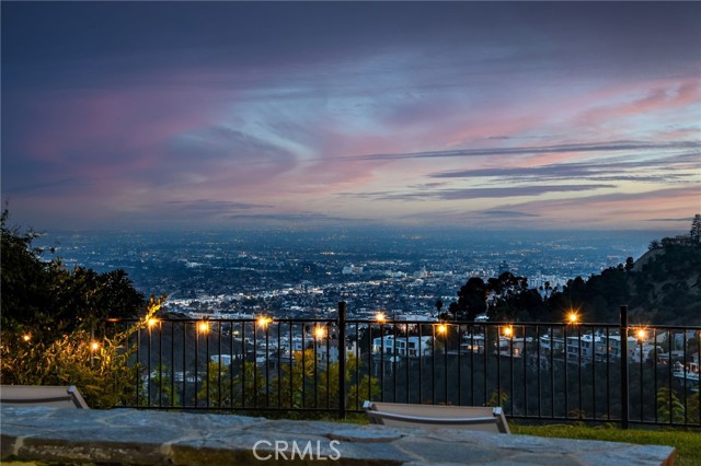 Detail Gallery Image 20 of 20 For 2744 Cardwell Pl, Los Angeles,  CA 90046 - 3 Beds | 3/1 Baths