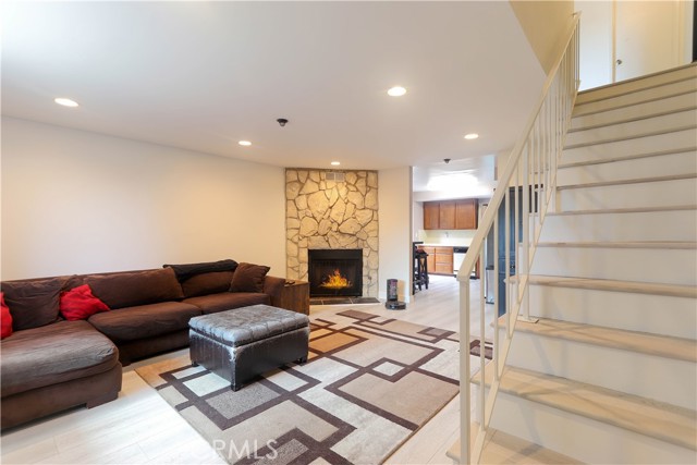 2616 Voorhees Avenue, Redondo Beach CA: https://media.crmls.org/medias/97e30647-a131-455f-a639-36e2ae0d4a15.jpg