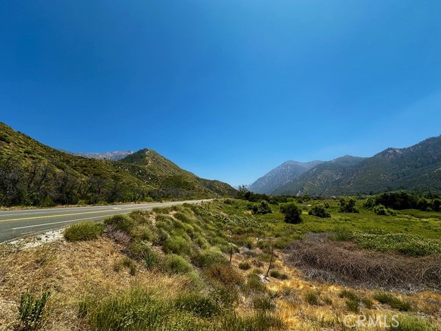 https://media.crmls.org/medias/97e3568e-91d9-4921-9539-78fb6040e283.jpg?preset=X-Large