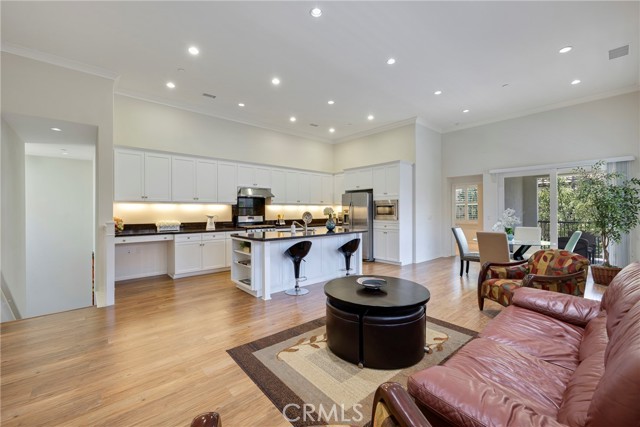 Detail Gallery Image 15 of 45 For 130 Overbrook, Irvine,  CA 92620 - 2 Beds | 2 Baths