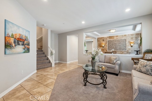 Detail Gallery Image 5 of 41 For 5460 Turin Way, Fontana,  CA 92336 - 4 Beds | 3 Baths