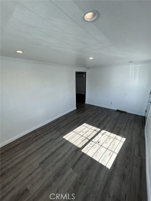 Detail Gallery Image 8 of 42 For 243 E 38th St, Los Angeles,  CA 90011 - 3 Beds | 2 Baths